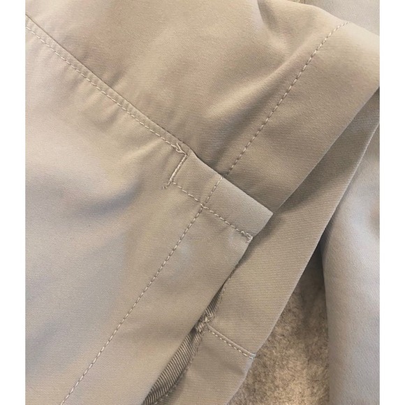 Under Armour Drive Performance‎ Gray Golf Pants Athletic Fit Size 38x32 - Picture 8 of 8